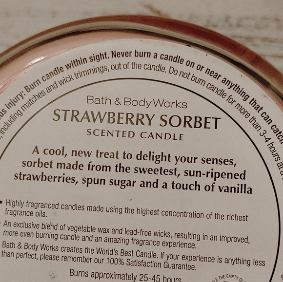 COPY - LIMITED EDITION BATH & BODY WORKS 3 WICK CANDLE STRAWBERRY SORBET - Picture 3 of 3
